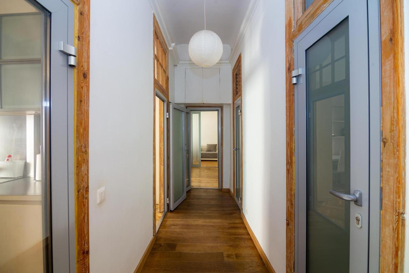 Spacious Old Town 3 Bedroom Flat * Riga