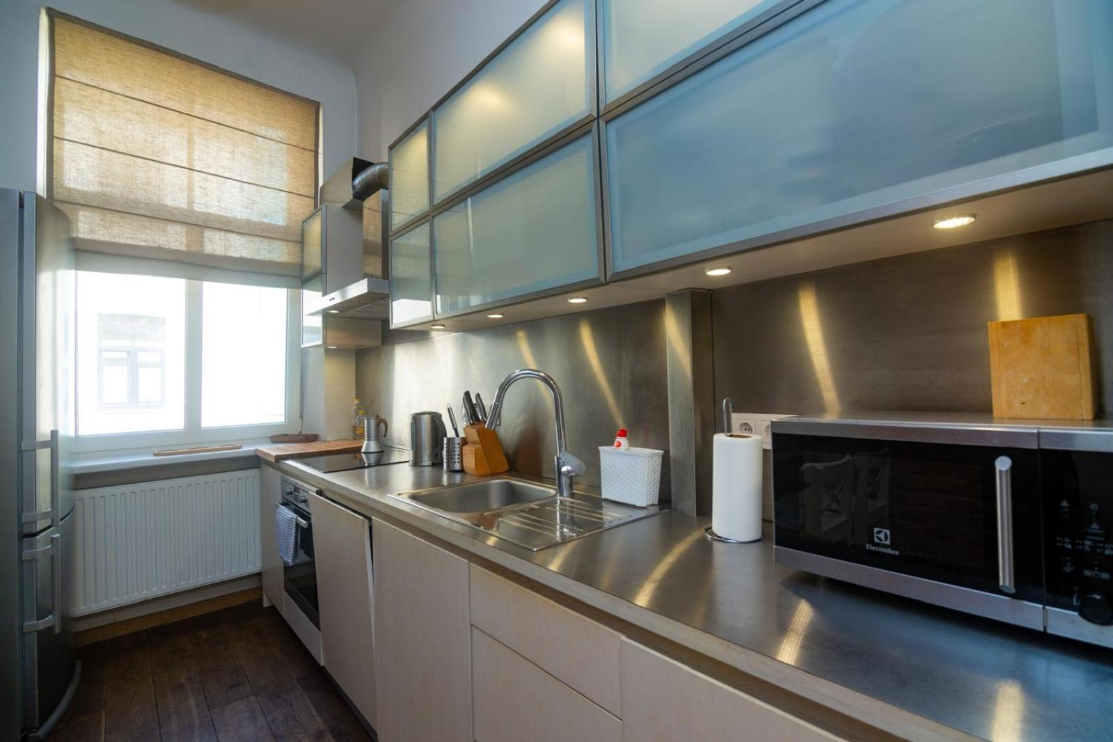 Spacious Old Town 3 Bedroom Flat